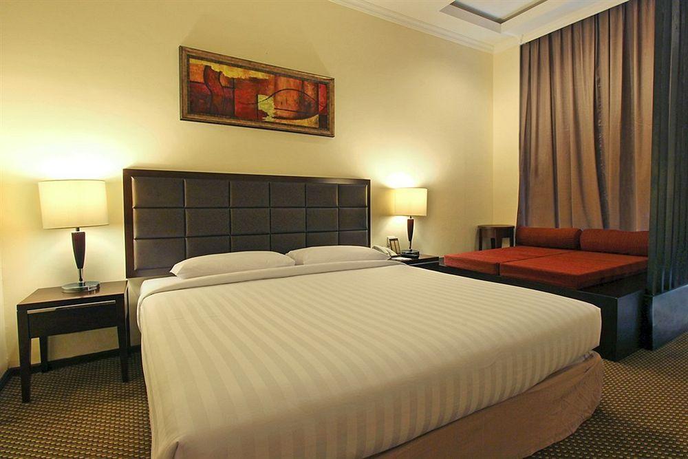 Harmoni One Convention Hotel And Service Apartments Batam Luaran gambar