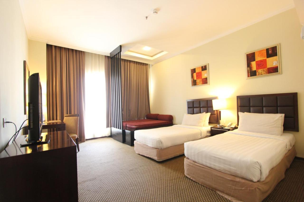 Harmoni One Convention Hotel And Service Apartments Batam Luaran gambar